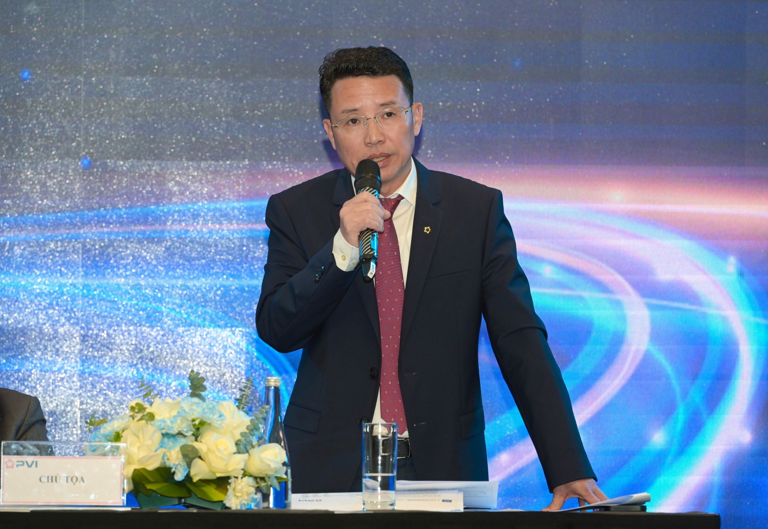 Ông Nguyễn Tuấn Tú - Phó Chủ tịch HĐQT, Tổng giám đốc PVI phát biểu tại Hội nghị PVI: Doanh thu hợp nhất năm 2024 ước đạt 21.478 tỷ đồng, hoàn thành 123% kế hoạch năm