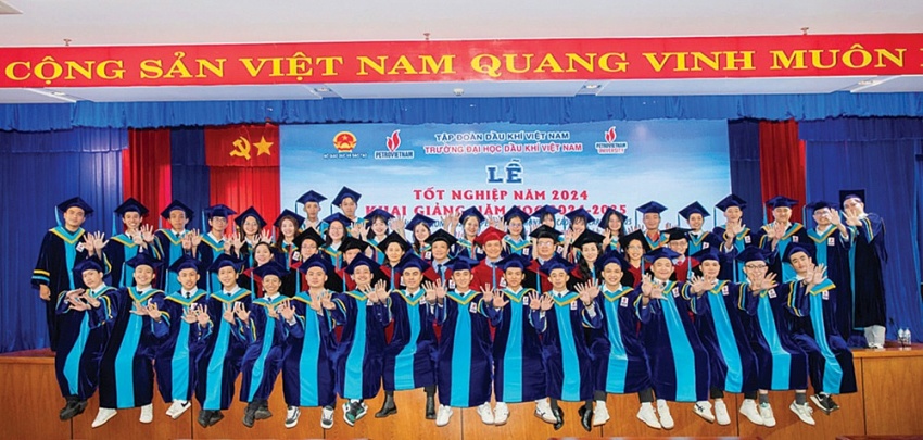 Trường Đại học Dầu khí Việt Nam sẵn sàng nhiệm vụ mới Trường Đại học Dầu khí Việt Nam sẵn sàng nhiệm vụ mới