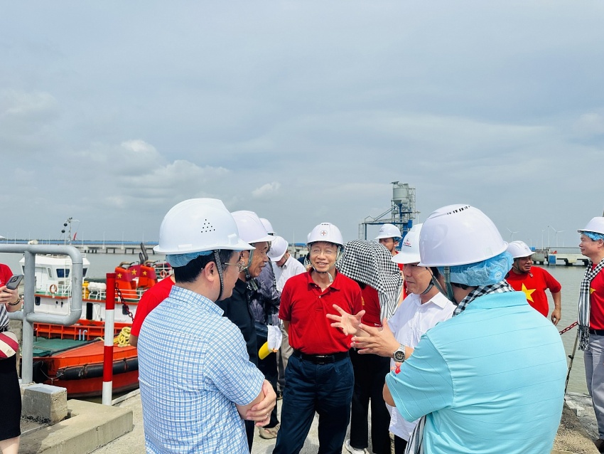 Liên doanh Vietsovpetro thăm và làm việc tại Công ty Nhiệt điện Duyên Hải Vietsovpetro thăm và làm việc tại Công ty Nhiệt điện Duyên Hải