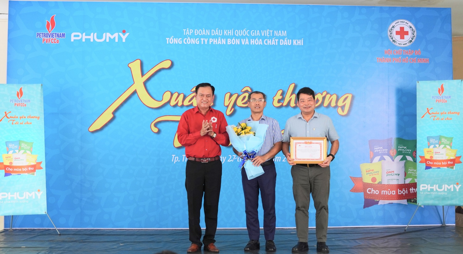 PVFCCo khởi động chương trình “Xuân yêu thương - Tết sẻ chia” PVFCCo khởi động chương trình “Xuân yêu thương - Tết sẻ chia”