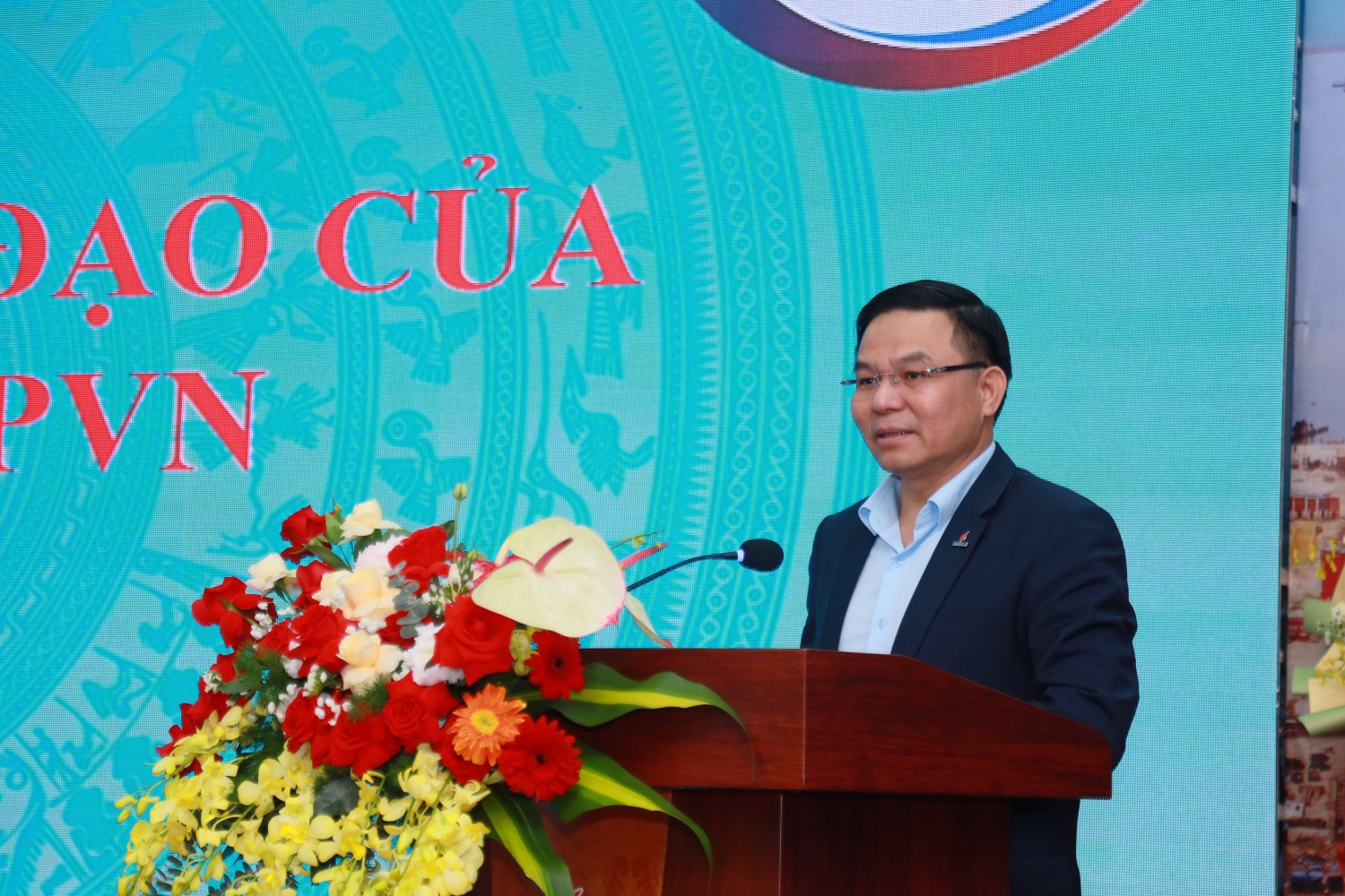 ông Lê Mạnh Hùng – Chủ tịch HĐTV Petrovietnam phát biểu tại hội nghị.