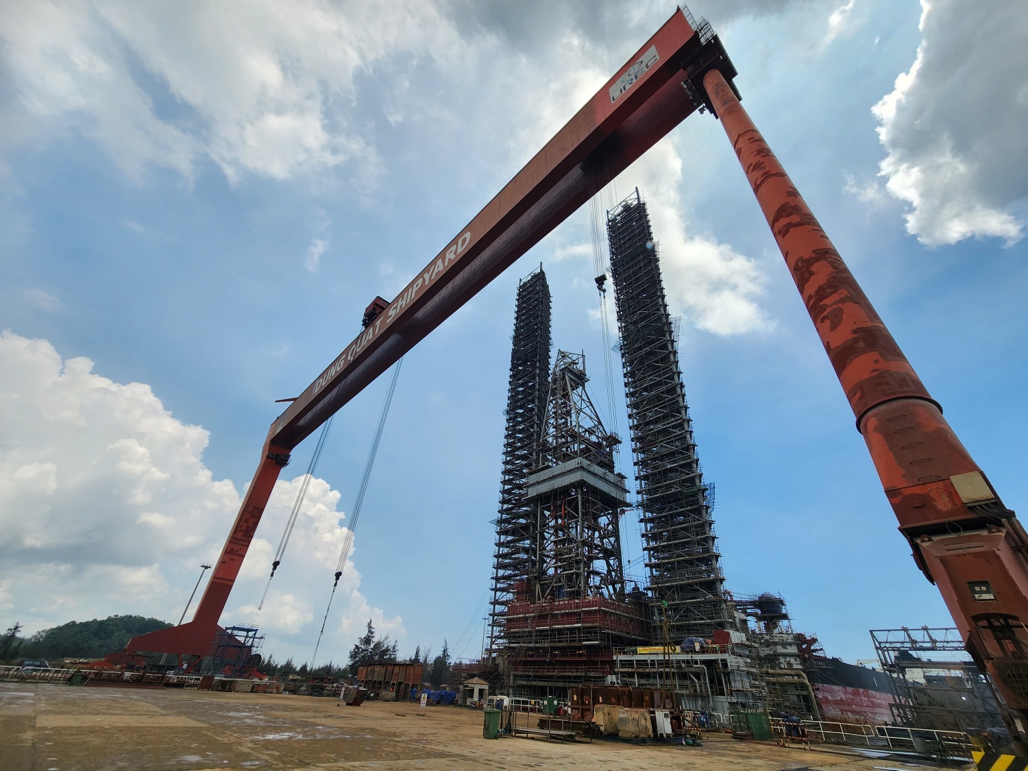 Định hướng phát triển trong thời gian tới, DQS dự kiến sẽ mở rộng mảng ngành trong việc tham gia vào ngành năng lượng tái tạo của thế giới.