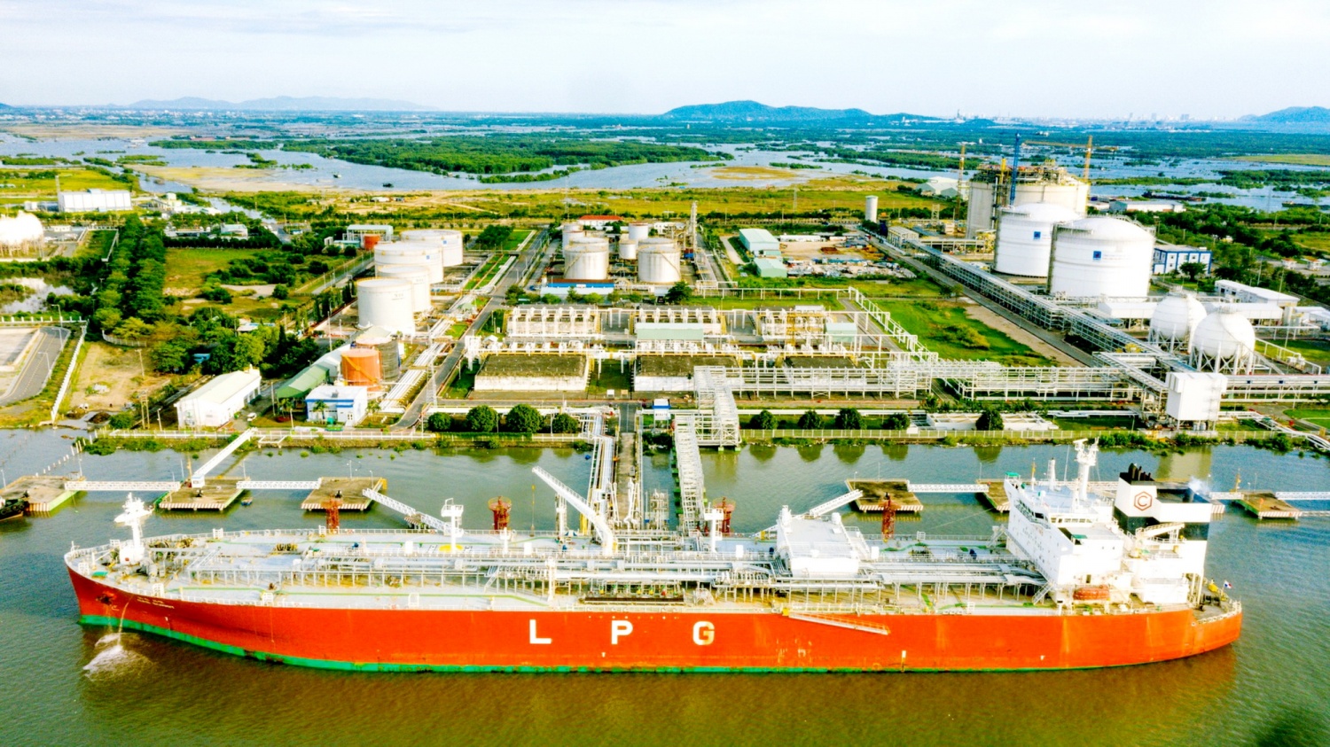 Phát triển thị trường là mục tiêu trọng tâm trong năm 2025, Phát triển thị trường là mục tiêu trọng tâm trong năm 2025,