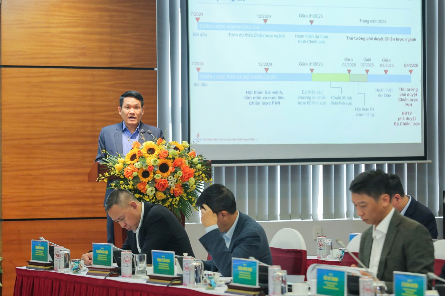 Petrovietnam dẫn dắt chuyển dịch năng lượng đất nước trong sứ mệnh, tầm nhìn mới Petrovietnam dẫn dắt chuyển dịch năng lượng đất nước trong sứ mệnh, tầm nhìn mới