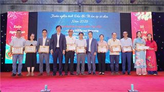 Mang “Xuân Nghĩa tình Dầu khí - Tết ấm áp, sẻ chia” đến với người lao động DQS