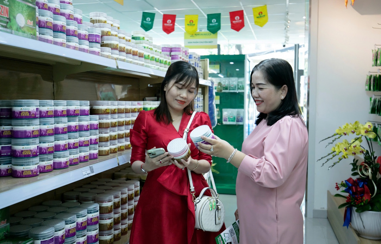 Phân bón Cà Mau khai trương cửa hàng Nông nghiệp đô thị đầu tiên tại Tp Hồ Chí Minh