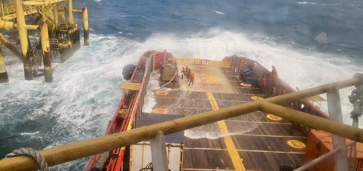 Cảm xúc từ một chuyến bay ra giàn