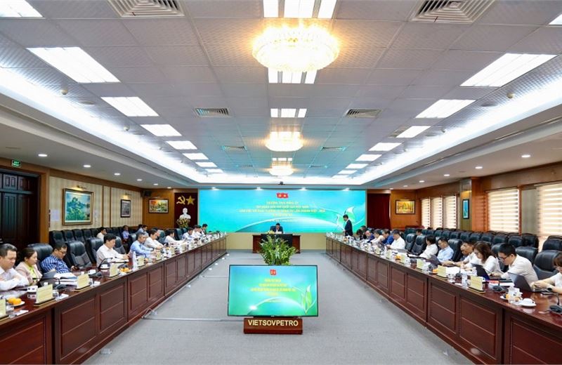 Phát triển Vietsovpetro phù hợp với chiến lược dài hạn của Petrovietnam