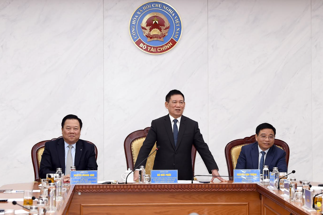 Chuyển giao quyền đại diện chủ sở hữu vốn Nhà nước tại 18 tập đoàn, tổng công ty về Bộ Tài chính Chuyển giao quyền đại diện chủ sở hữu vốn Nhà nước tại 18 tập đoàn, tổng công ty về Bộ Tài chính