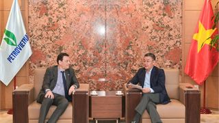 Petrovietnam Enhances Cooperation with Belgian Enterprises in Renewable Energy