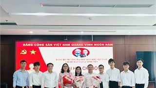 Đại hội Chi bộ Đào tạo và Sinh viên PVU: Đẩy mạnh công tác nghiên cứu khoa học, đổi mới sáng tạo trong sinh viên