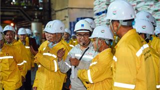 Thăm quan nhà máy - Gặt hái mùa vàng 2025: Phân bón Cà Mau tiếp tục hành trình kết nối nhà nông