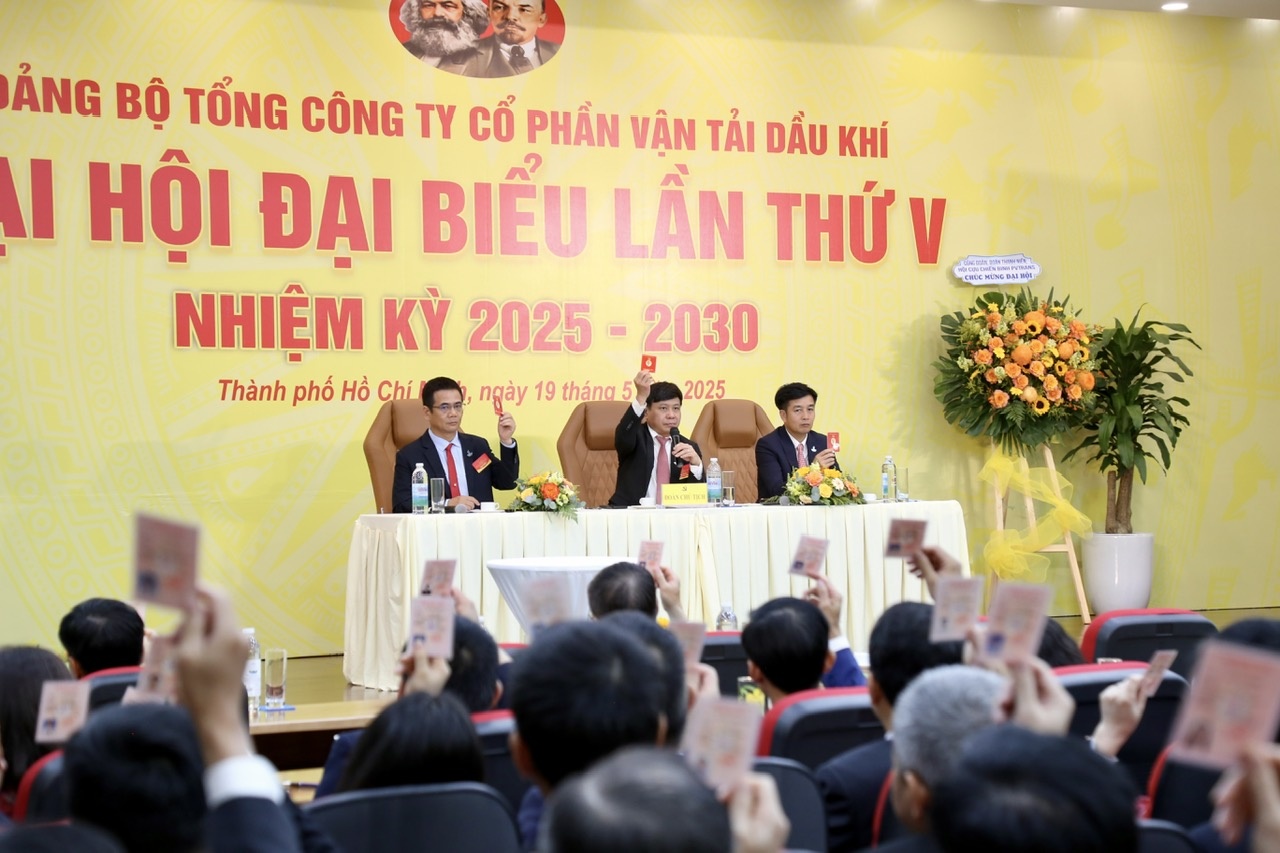 Đại hội đại biểu Đảng bộ PVTrans lần thứ V: Mỗi Chi bộ, mỗi đảng viên phải là hạt nhân dẫn dắt đổi mới”