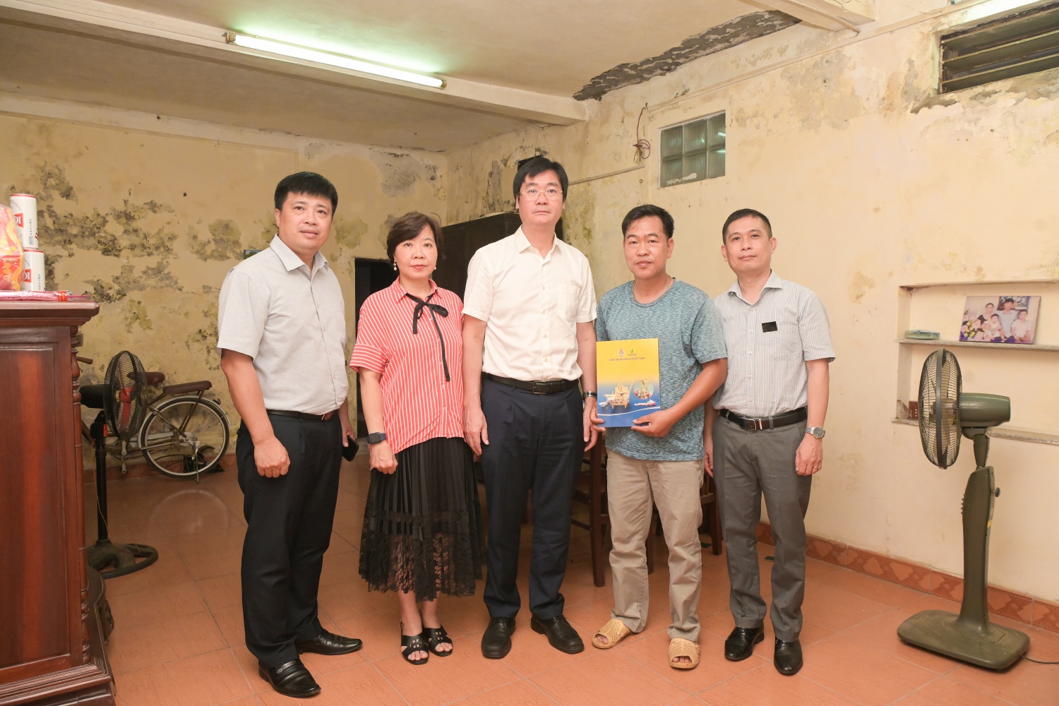 Công đoàn Dầu khí Việt Nam: Điểm tựa tinh thần vững chắc, cùng người lao động vượt khó”