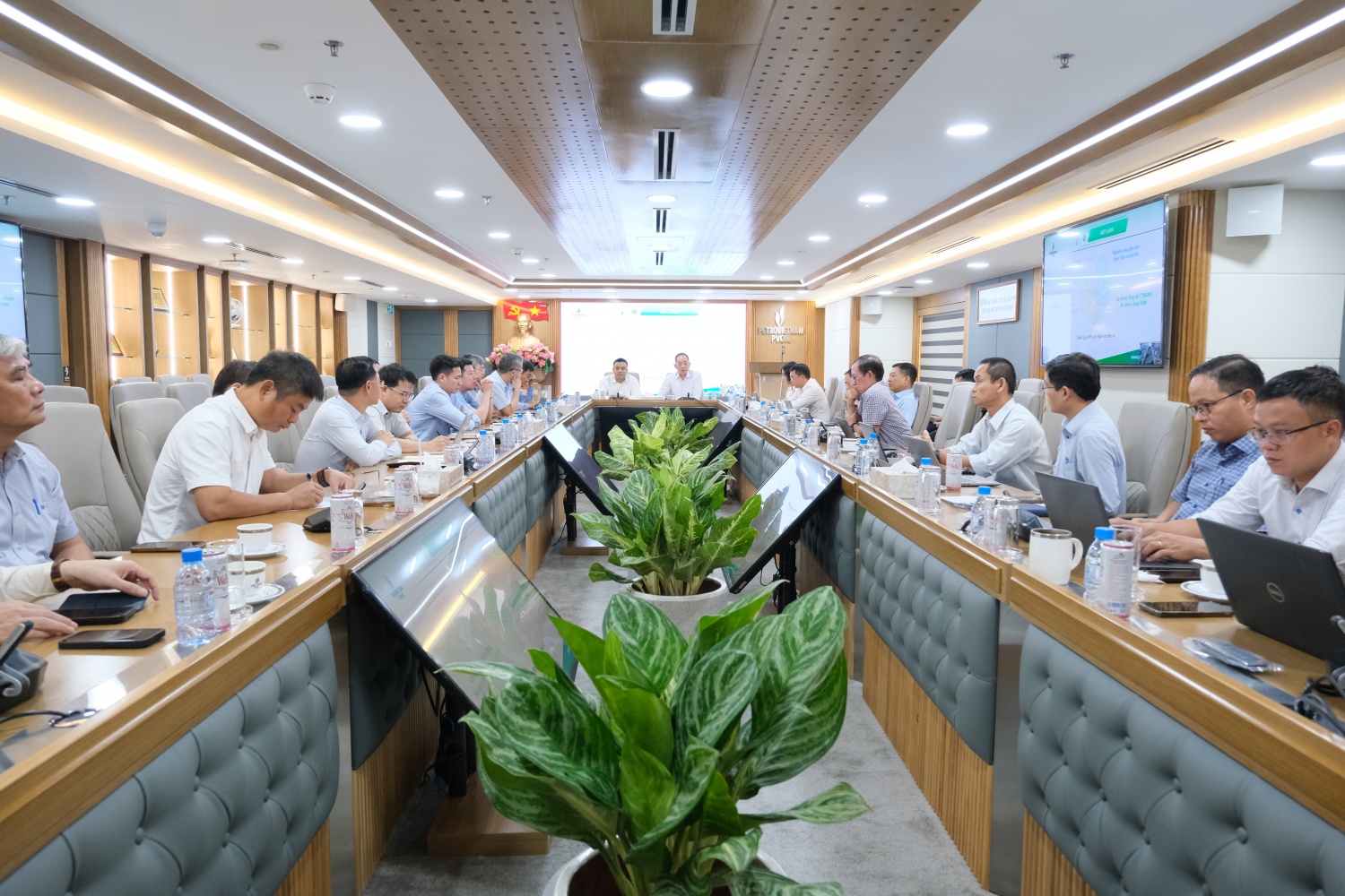 PVOIL thúc đẩy khoa học công nghệ, đổi mới sáng tạo và chuyển đổi số”