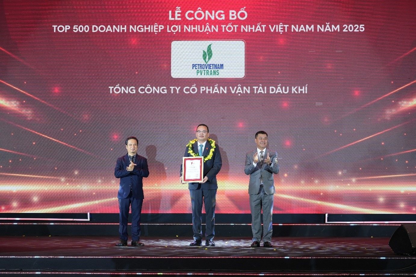 PVTrans được vinh danh Top 50 doanh nghiệp lợi nhuận xuất sắc Việt Nam năm 2025”