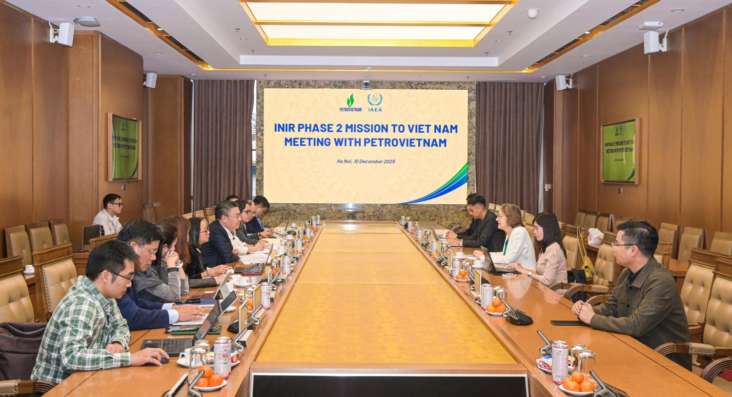 Toàn cảnh buổi làm việc
