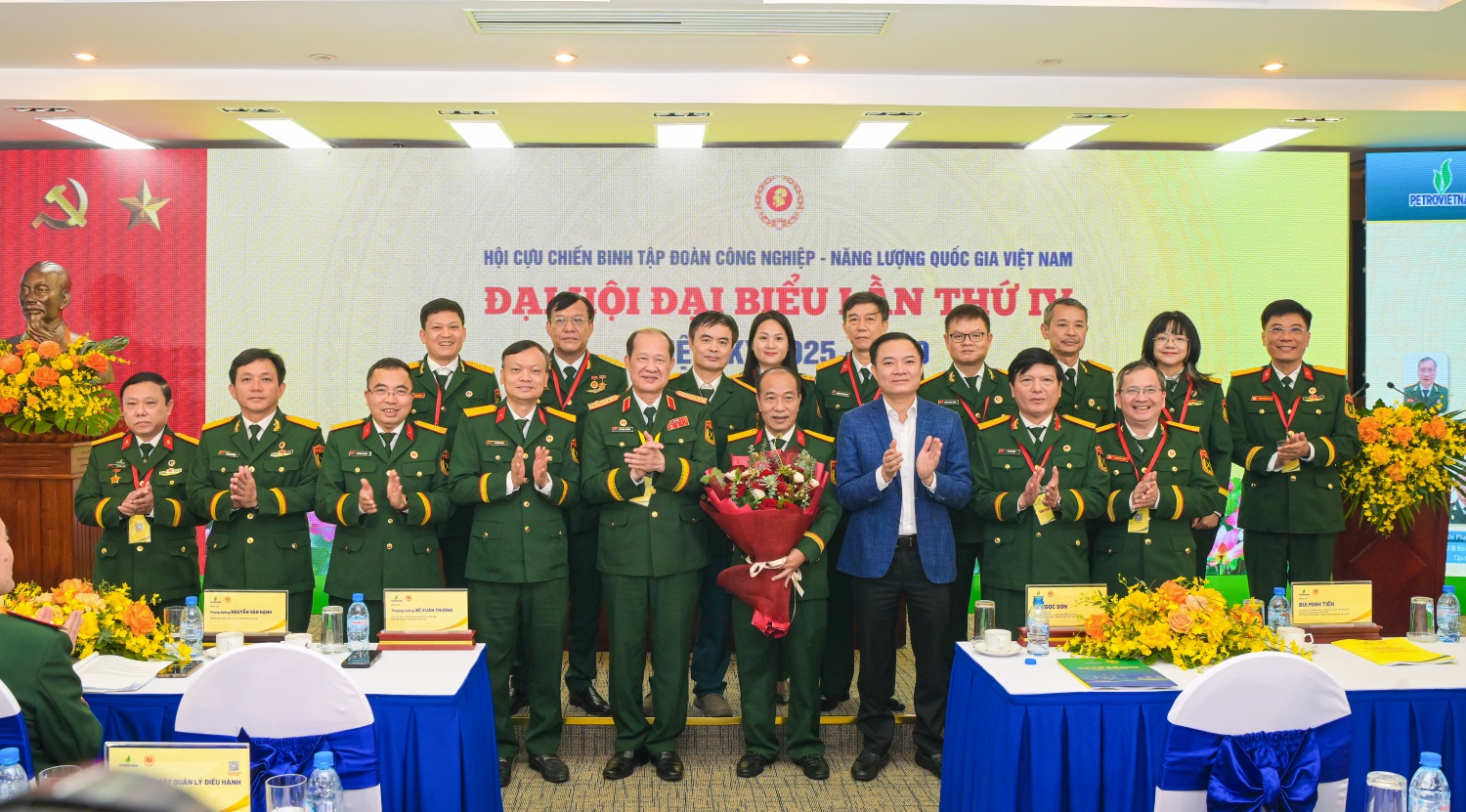 Ban Chấp hành Hội CCB Petrovietnam khóa IV, nhiệm kỳ 2025-2030 ra mắt tại Đại hội