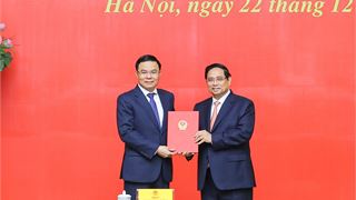 Prime Minister appoints acting industry and trade minister