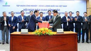 Petrovietnam tổ chức bàn giao công tác Bí thư Đảng ủy, Chủ tịch HĐTV