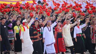 Ngày Văn hóa Việt Nam và tái tạo văn hóa Việt?