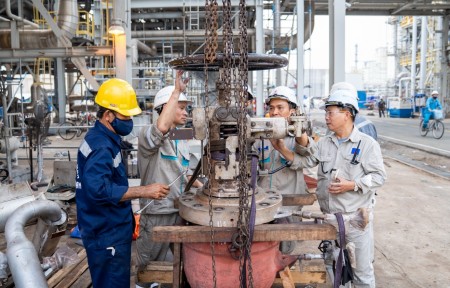 Hoàn thành bảo dưỡng tổng thể Nhà máy Đạm Phú Mỹ sớm 4 ngày”