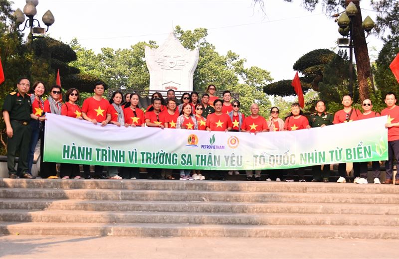 Hành trình gắn kết nghĩa tình biển đảo, lan tỏa văn hóa Petrovietnam