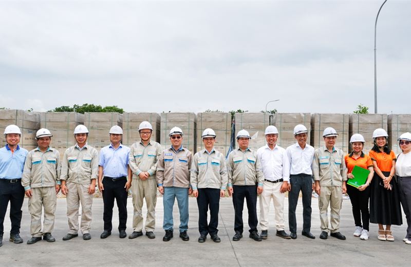 PVFCCo - Phú Mỹ khởi công dự án điện mặt trời mái nhà kho 20.000 tấn tại Nhà máy Đạm Phú Mỹ