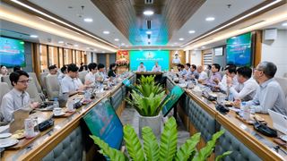 PVOIL gặp mặt các cổ đông lớn, quỹ đầu tư và công ty chứng khoán trước thềm Đại hội đồng cổ đông
