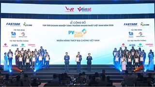 PVcomBank lần thứ 8 liên tiếp được vinh danh trong Bảng xếp hạng FAST500