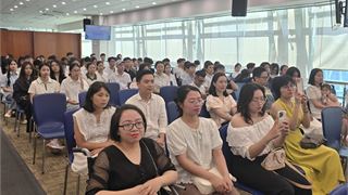 Cựu sinh viên xúc động ngày trở về: “Thắp Sáng Niềm Tin là một phần thanh xuân của tôi”