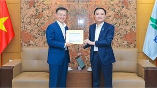 Petrovietnam, Huawei discuss cooperation in digital transformation, AI, energy technologies