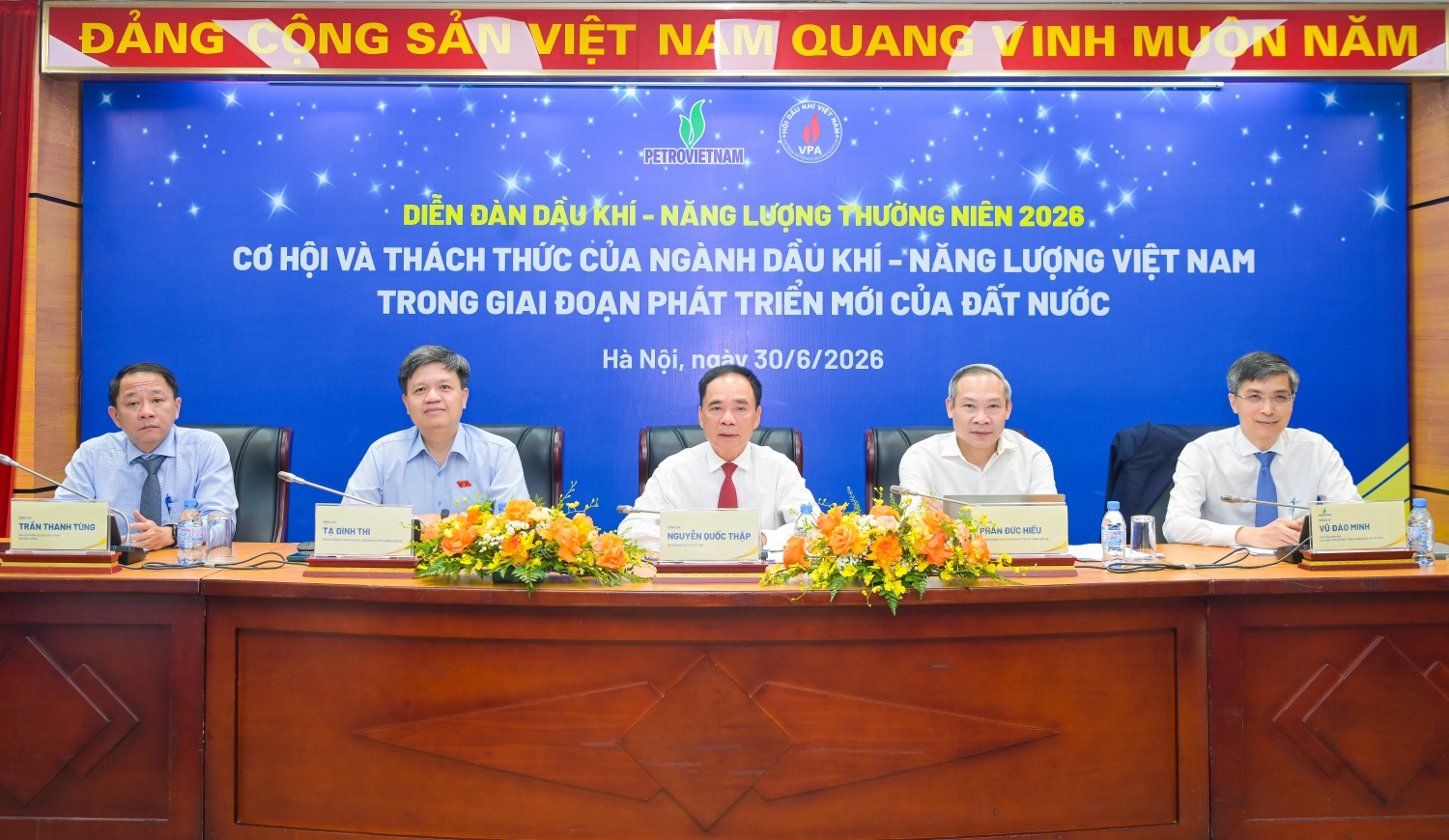 Tìm lời giải cho bài toán an ninh năng lượng và chuyển dịch xanh