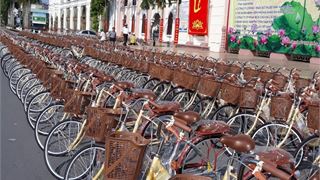 Đạm Cà Mau tài trợ 100 xe đạp cho học sinh, sinh viên tỉnh Nam Định