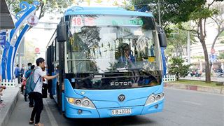 Xe buýt TP.HCM không lo thiếu nhiên liệu sạch CNG