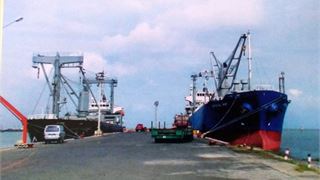 Những năm tháng đầu tiên làm dịch vụ dầu khí