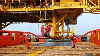 Fitch Ratings raises Petrovietnam’s outlook to “Positive”, rates independent credit at “BB+”