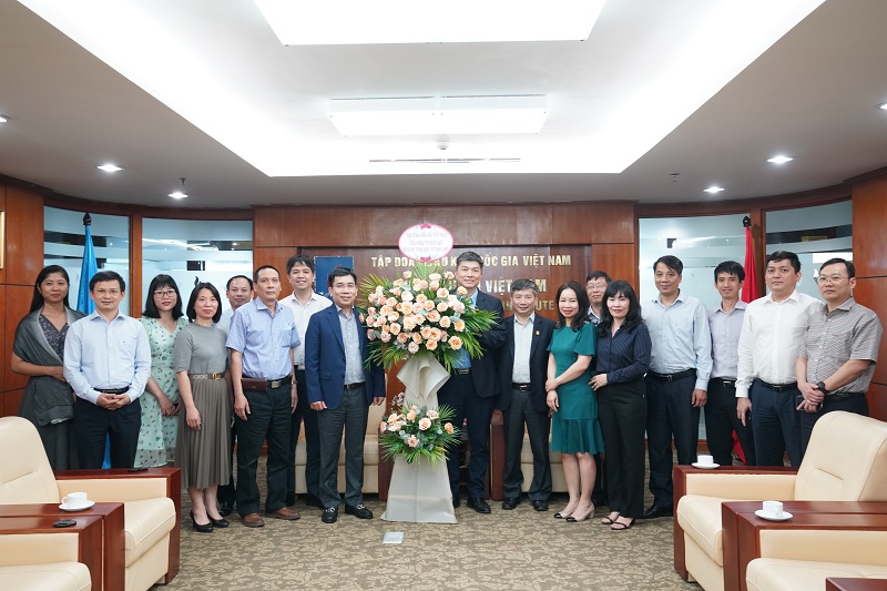 Petrovietnam chúc mừng VPI nhân kỷ niệm Ngày Khoa học và Công nghệ Việt Nam