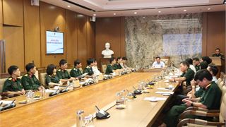Hội CCB Tập đoàn trao đổi kinh nghiệm công tác cùng Hội CCB cơ quan Bộ Công Thương
