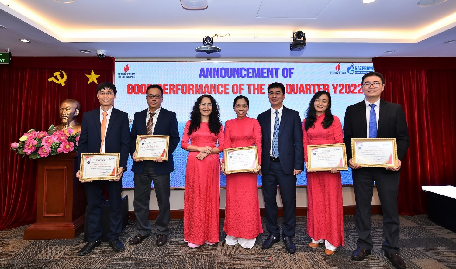 Tổng giám đốc Petrovietnam Lê Mạnh Hùng làm việc với BIENDONG POC: Tổng giám đốc Petrovietnam Lê Mạnh Hùng làm việc với BIENDONG POC: