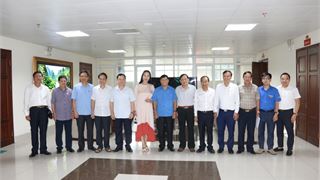 Hội CCB Tập đoàn tặng quà tri ân các thương binh đang công tác tại Trung ương Hội CCB Việt Nam