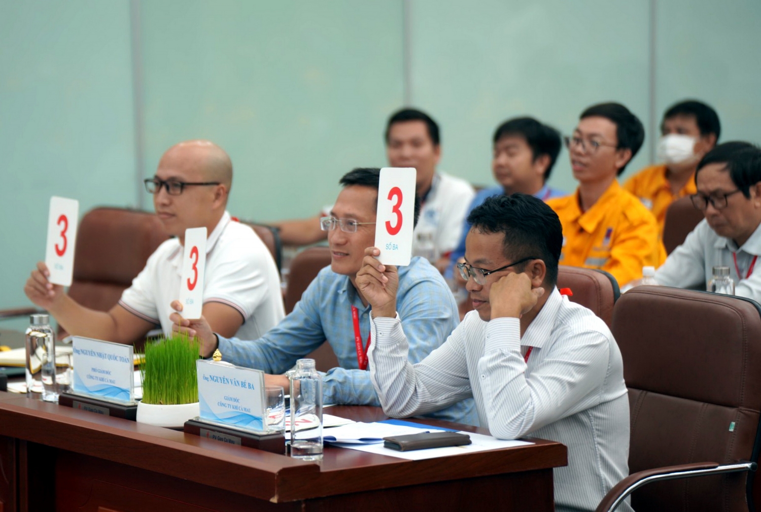 Ban giám khảo chấm điểm trực tiếp tại Hội thi An toàn vệ sinh viên giỏi KCM năm 2022 Ban giám khảo chấm điểm trực tiếp tại Hội thi An toàn vệ sinh viên giỏi KCM năm 2022