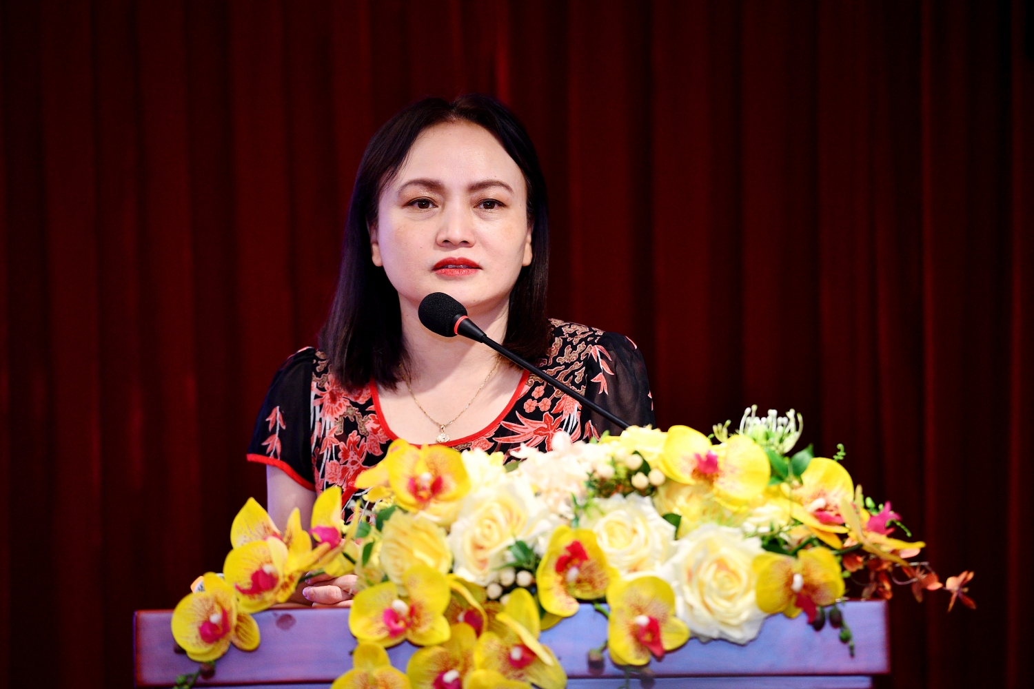 bà Nghiêm Thùy Lan bà Nghiêm Thùy Lan