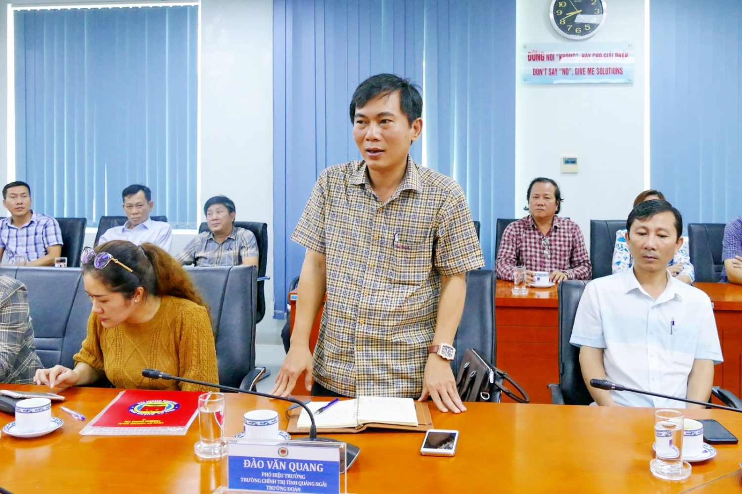 Đoàn học viên Trường Chính trị tỉnh Quảng Ngãi nghiên cứu thực tế tại NMLD Dung Quất Đoàn học viên Trường Chính trị tỉnh Quảng Ngãi nghiên cứu thực tế tại NMLD Dung Quất