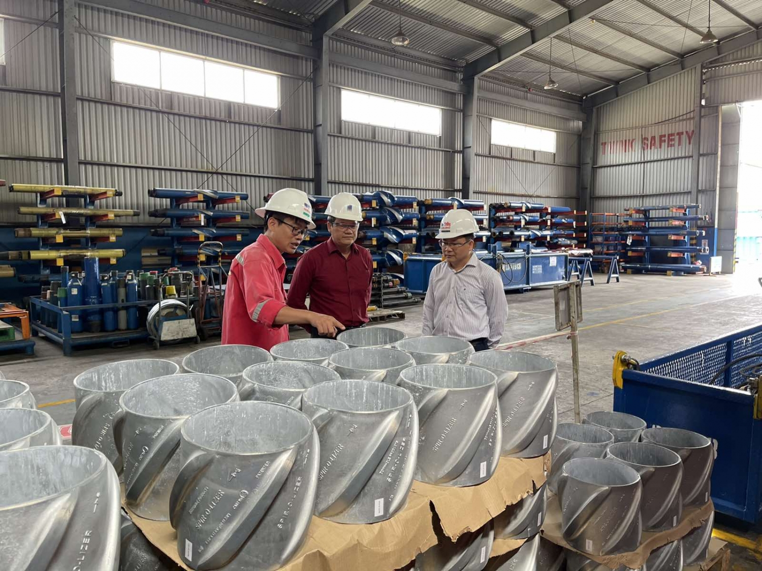 Niềm vui của người lao động PV Drilling Niềm vui của người lao động PV Drilling với công trình đạt giải thưởng VIFOTEC