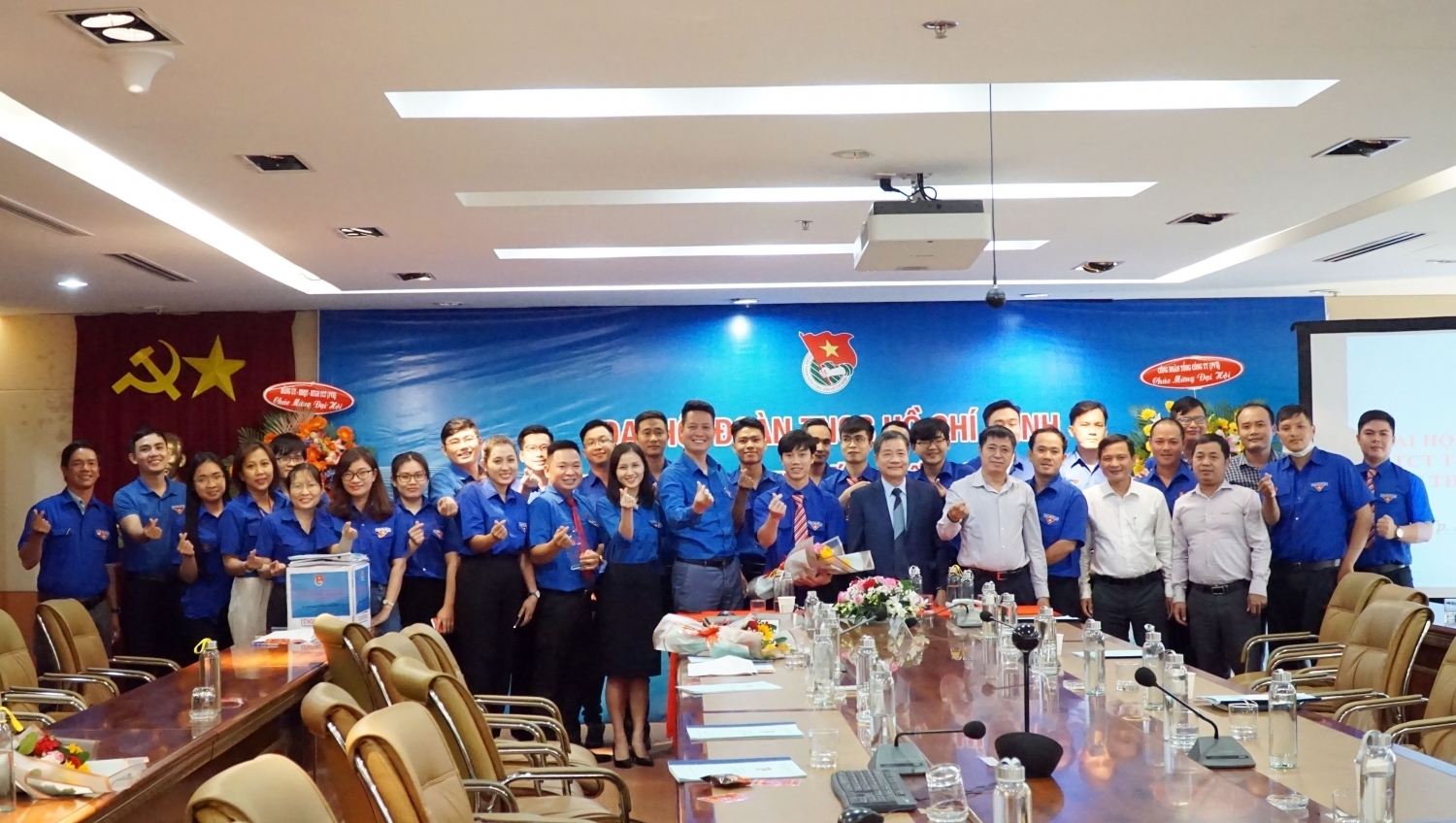 PVE đoàn kết, đồng lòng, nỗ lực vượt khó khăn PVE đoàn kết, đồng lòng, nỗ lực vượt khó khăn