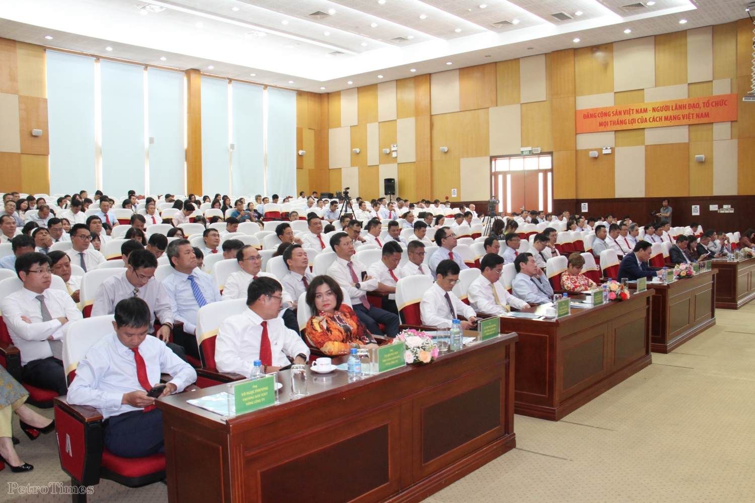 PVFCCo lập nhiều kỷ lục mới, góp phần quan trọng vào thành công chung của Petrovietnam trong năm 2022 PVFCCo lập nhiều kỷ lục mới, góp phần quan trọng vào thành công chung của Petrovietnam trong năm 2022