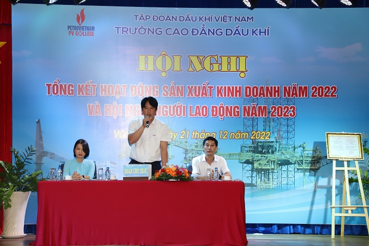 Trường Cao đẳng Dầu khí: Nâng cao chất lượng đào tạo, tiếp tục phát triển - Khẳng định vị thế Trường Cao đẳng Dầu khí: Nâng cao chất lượng đào tạo - Khẳng định vị thế, góp phần vào sự phát triển của Petrovietnam