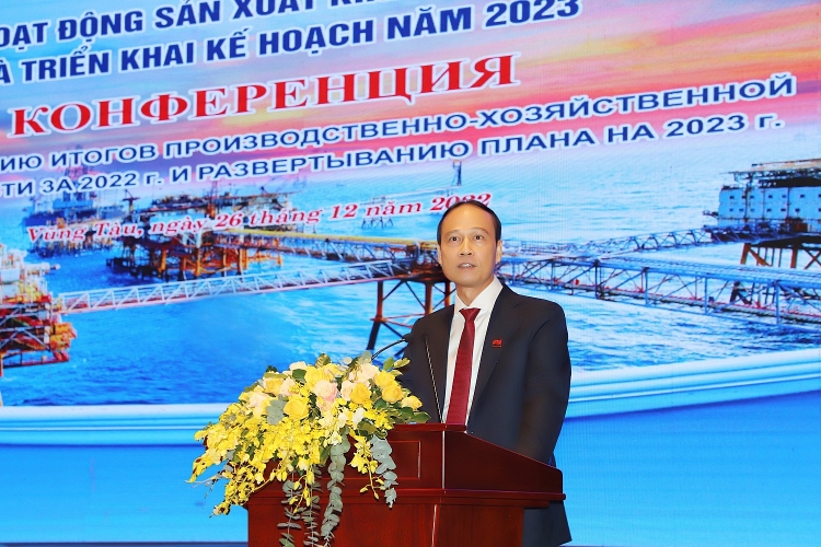 Vietsovpetro đạt thành tích đặc biệt ấn tượng - góp phần lớn vào thành công chung của Petrovietnam Vietsovpetro đạt thành tích đặc biệt ấn tượng, góp phần quan trọng vào thành công chung của Petrovietnam