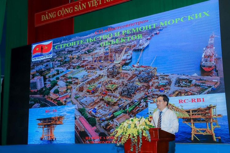 Vietsovpetro đạt thành tích đặc biệt ấn tượng - góp phần lớn vào thành công chung của Petrovietnam Vietsovpetro đạt thành tích đặc biệt ấn tượng, góp phần quan trọng vào thành công chung của Petrovietnam